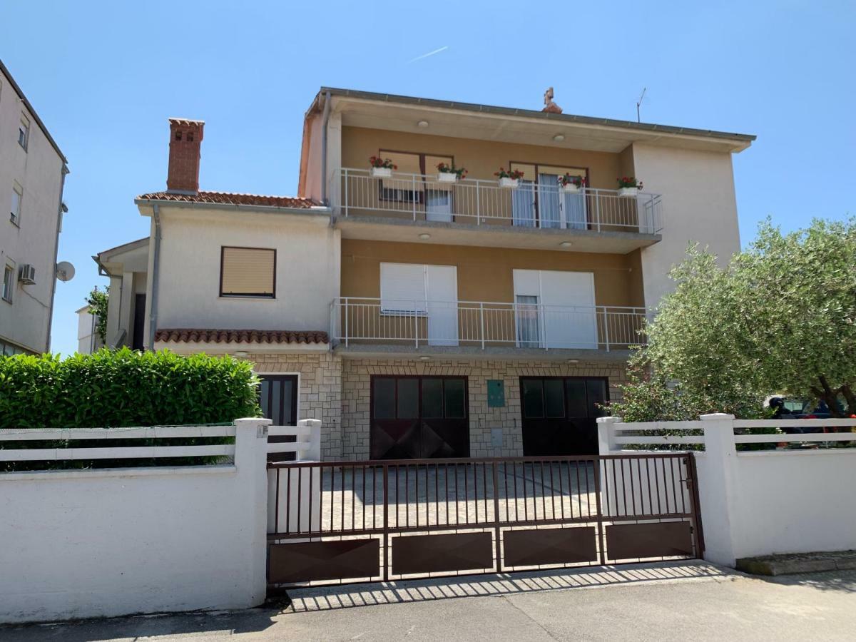 Apartment Bilic Pula Exterior foto